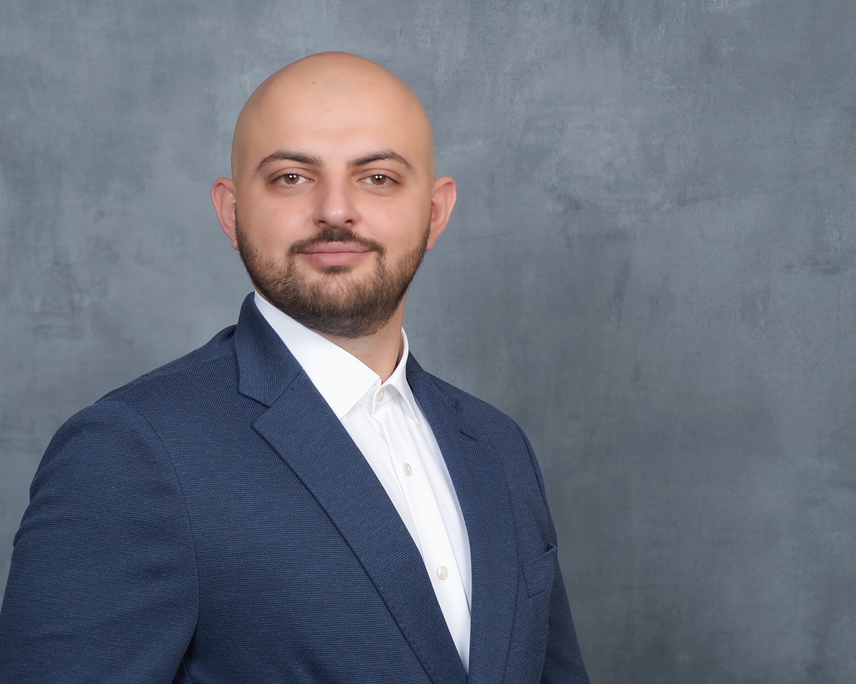 Aulona Insurance founder